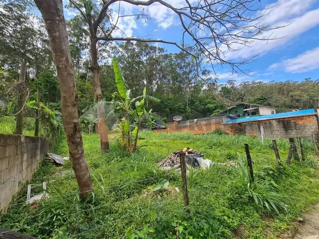 Imagem: O terreno possui 624m² de Área e está localizado em