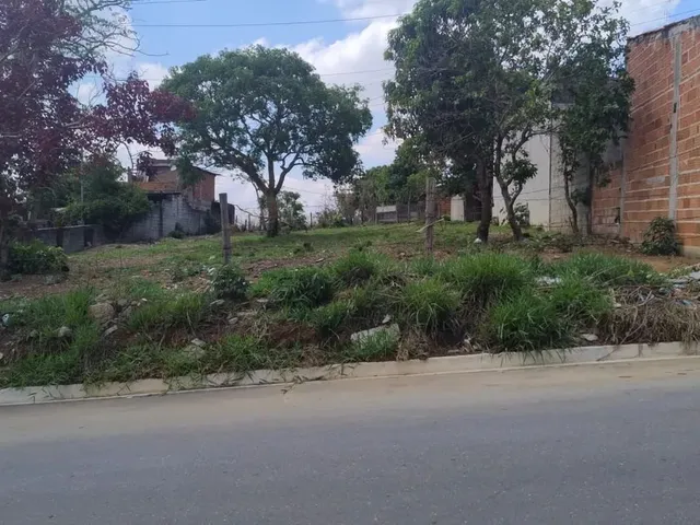 Imagem: O terreno possui 500m² de Área e está localizado em