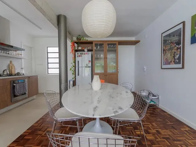 Imagem 14: Apartamento com Dois Quartos (Reformado) no Ahú