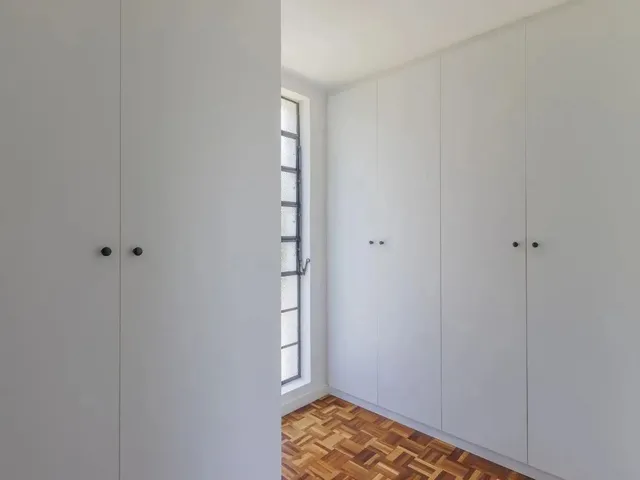 Imagem 4: Apartamento com Dois Quartos (Reformado) no Ahú