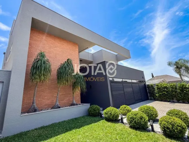 Imagem: Casa com 4 Quartos Sendo 3 Suítes e Piscina