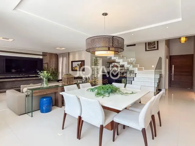 Imagem 7: Casa com 4 Quartos Sendo 3 Suítes e Piscina Casa com 4 Quartos Sendo 3 Suítes e Piscina