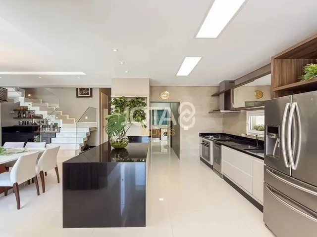 Imagem 2: Casa com 4 Quartos Sendo 3 Suítes e Piscina Casa com 4 Quartos Sendo 3 Suítes e Piscina
