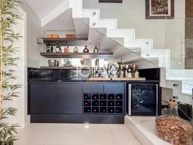 Imagem 15: Casa com 4 Quartos Sendo 3 Suítes e Piscina Casa com 4 Quartos Sendo 3 Suítes e Piscina