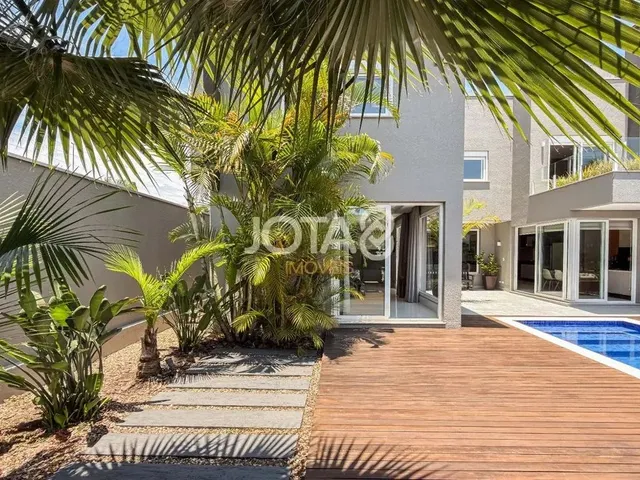 Imagem 14: Casa com 4 Quartos Sendo 3 Suítes e Piscina Casa com 4 Quartos Sendo 3 Suítes e Piscina