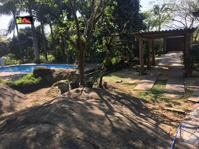 Imagem: Aconchegante e Encantado Sítio a Venda