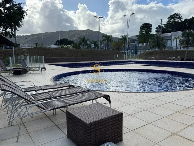 Imagem: Terreno À Venda em Condomínio Fechado