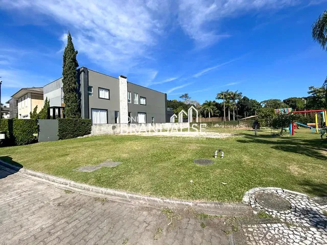 Imagem: Oportunidade Única. Último Terreno em