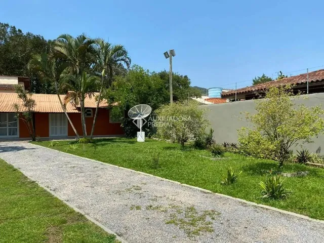 Imagem 1: Terreno com Viabilidade Multifamiliar e Casa Ampla na Vargem Grande