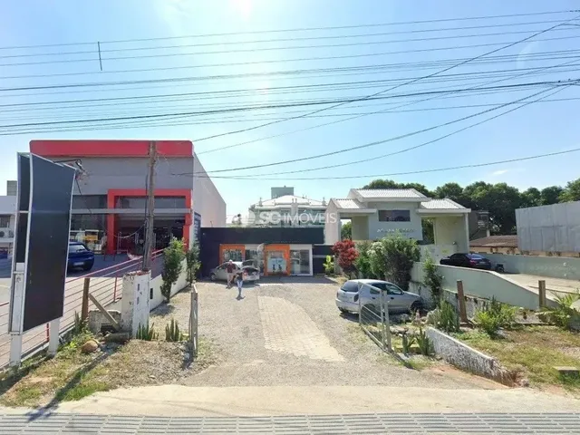 Imagem: Terreno na Avenida Geral dos Ingleses