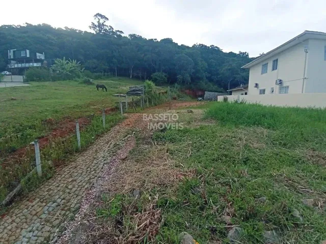 Imagem 9: Terreno com Viabilidade de Construção e Vista Mar