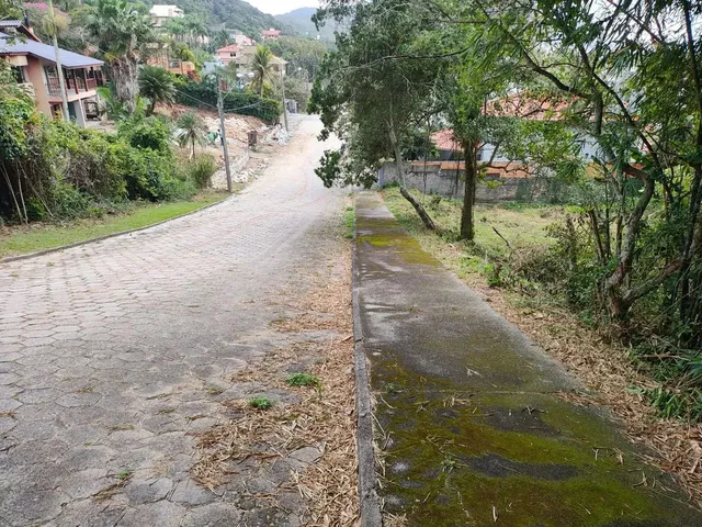 Imagem: Terreno de Esquina a Venda com Vista P/