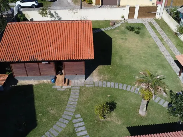 Imagem 9: Amplo Terreno a Venda no Sambaqui com 720M² e Matrícula