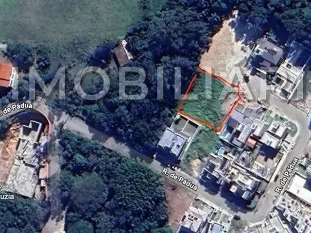 Imagem: Terreno À Venda por R$ 1750000.00, 1053.15