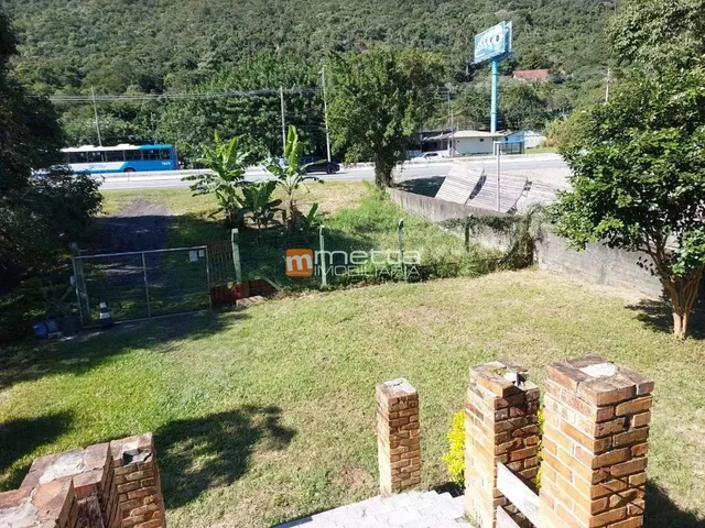 Imagem: Terreno com 1.121 M² Frente para Sc401