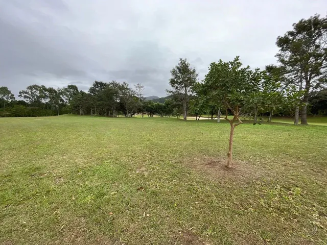 Imagem: Terreno de 827.01M² no Bairro Ingleses