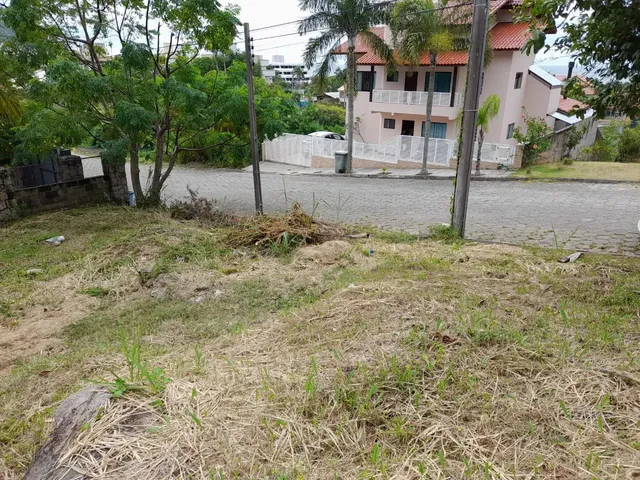 Imagem: Lote/Terreno para Venda Tem 720 Metros Quadrados
