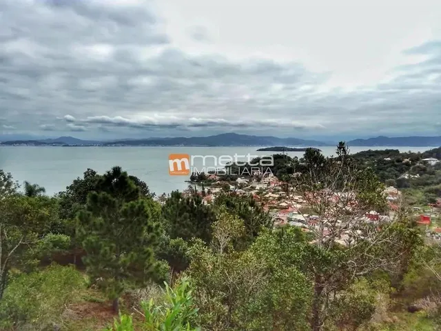 Imagem: Terreno À Venda, 2972 M² em Sambaqui
