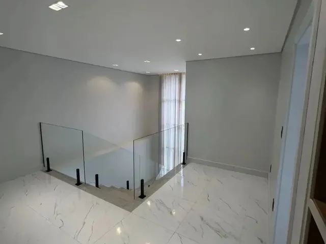 Imagem 3: Casa de Alto Padrão com 3 Suítes/Semi Mobiliada - Condomínio Parque Mosaico Ponta Negra