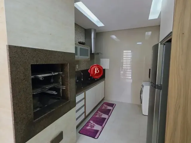 Imagem 10: Villa de Sevilha | 3 Suítes, Climatizada, com Armários, Edícula