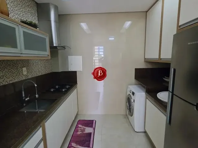 Imagem 7: Villa de Sevilha | 3 Suítes, Climatizada, com Armários, Edícula