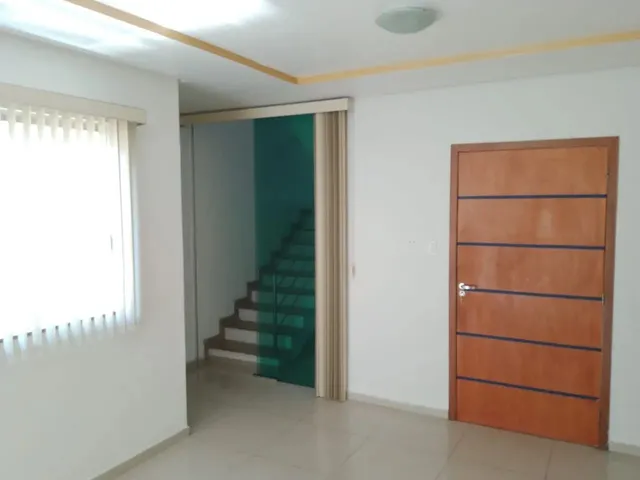 Imagem 7: Casa Duplex Cond. Tiradentes 4 Suítes