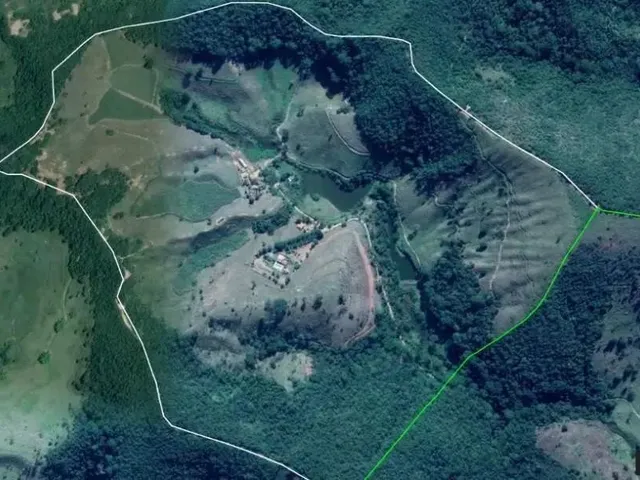 Imagem: Fazenda 208 Hectares. Ponte Nova / Barra