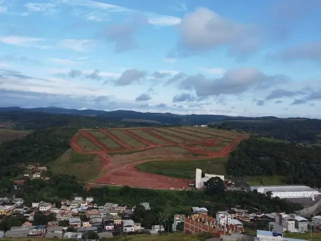Imagem 3: Lote À Venda em Viçosa (Nova Era) 300 M² de Terreno, 240 M² de Área Útil Aceita
