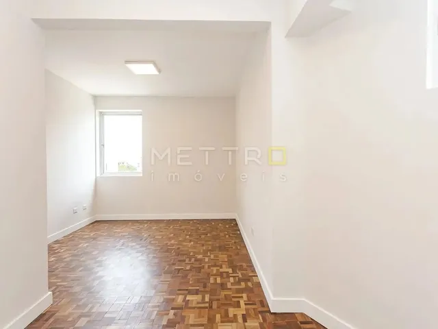 Imagem 8: Apartamento de 3 Quartos Todo Reformado no Alto da Glória - Curitiba/Pr - Referência