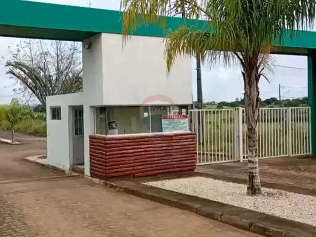 Imagem: O terreno possui 200m² de Área e está localizado em