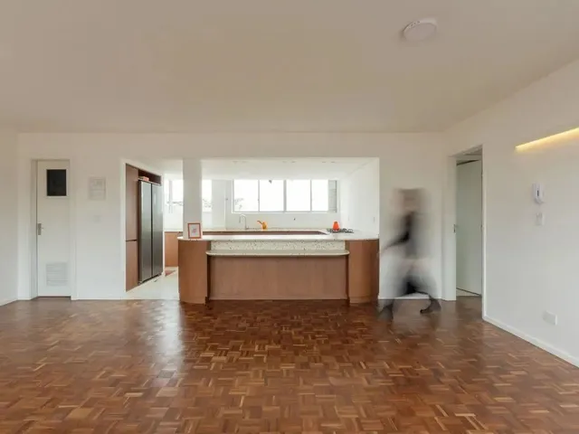Imagem: Apartamento Reformado com Três Quartos