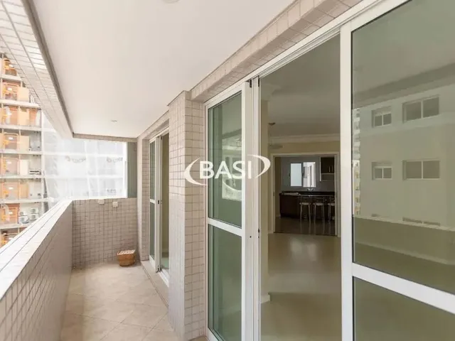 Imagem 13: Amplo Apartamento , com 03 Dormitórios, Churrasqueira À Carvão e Duas Vagas