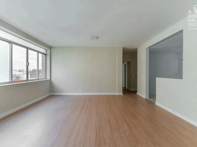 Imagem 2: Apartamento no Edifício santa Terezinha, 03 Quartos, 01 Vaga, Água Verde, Curitiba