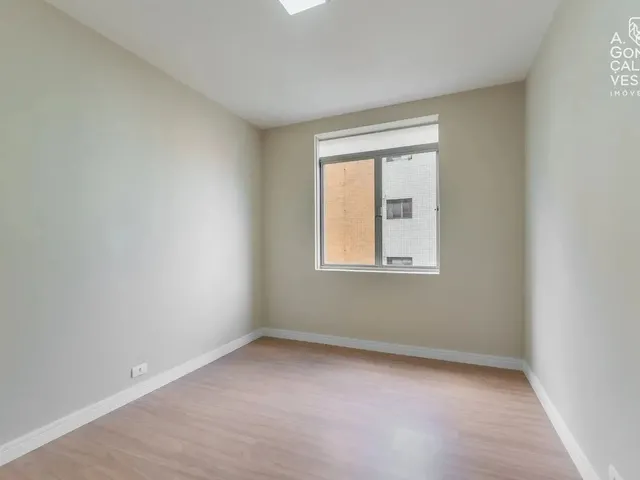 Imagem 16: Apartamento no Edifício santa Terezinha, 03 Quartos, 01 Vaga, Água Verde, Curitiba