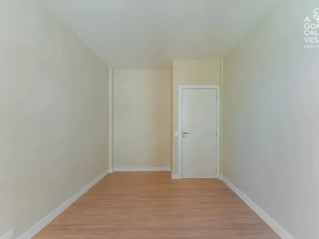 Imagem 11: Apartamento no Edifício santa Terezinha, 03 Quartos, 01 Vaga, Água Verde, Curitiba