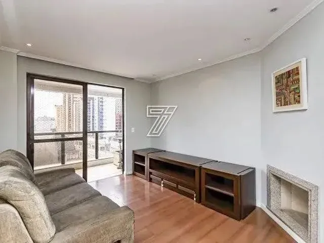 Imagem: Apartamento / 3 Quartos / Batel / 90M²