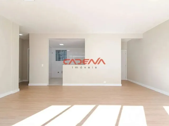 Imagem 11: Apartamento com 3 Quartos e 1 Vaga À Venda no Batel