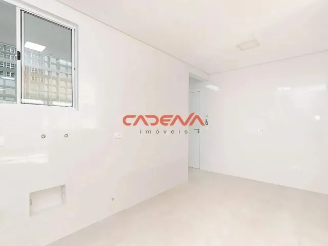 Imagem 2: Apartamento com 3 Quartos e 1 Vaga À Venda no Batel