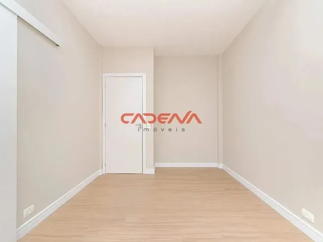 Imagem 5: Apartamento com 3 Quartos e 1 Vaga À Venda no Batel
