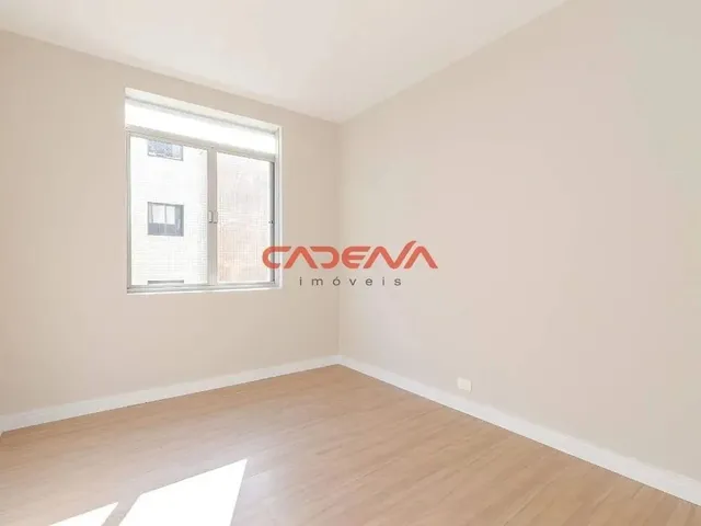 Imagem 3: Apartamento com 3 Quartos e 1 Vaga À Venda no Batel