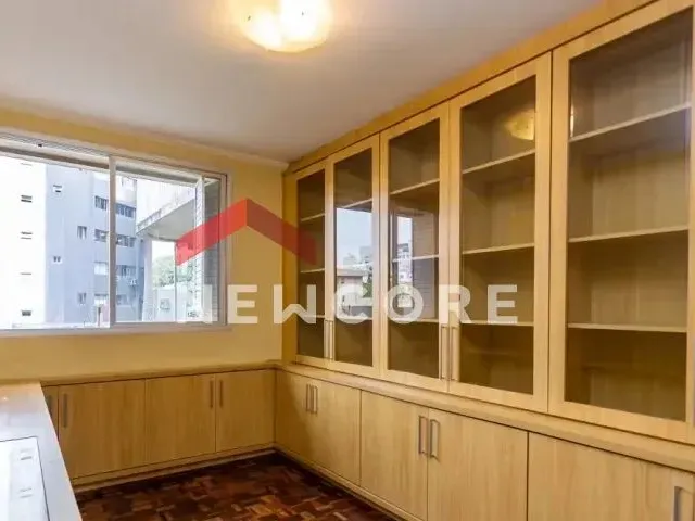 Imagem 3: Apartamento em Rua Estêvão Bayão - Batel - Curitiba/Pr