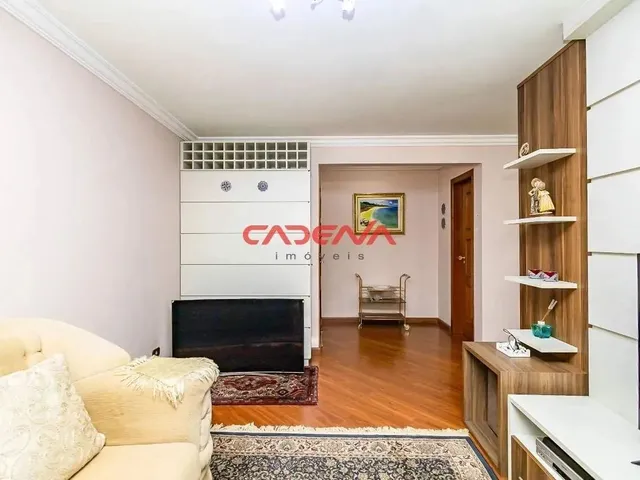 Imagem 6: Apartamento com 3 Quartos e 2 Vagas À Venda no Batel