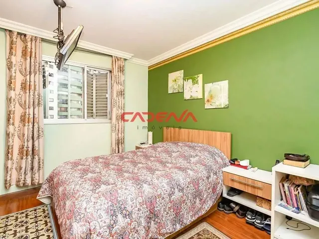Imagem 16: Apartamento com 3 Quartos e 2 Vagas À Venda no Batel