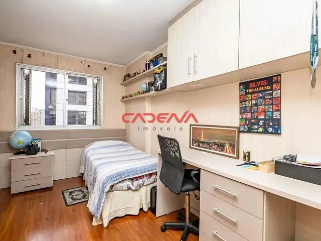 Imagem 7: Apartamento com 3 Quartos e 2 Vagas À Venda no Batel