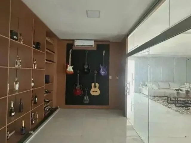 Imagem 4: Belíssima Casa Alto Padrão com 5 Suítes
