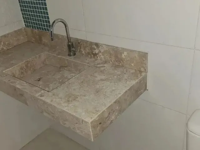 Imagem 5: Térrea para Aluguel Tem 180 Metros Quadrados com 4 Quartos em Cremação - Belém - Pa