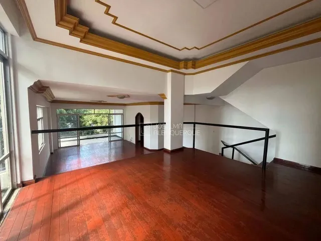 Imagem: Apartamento com 3 Dormitórios, 270 M²