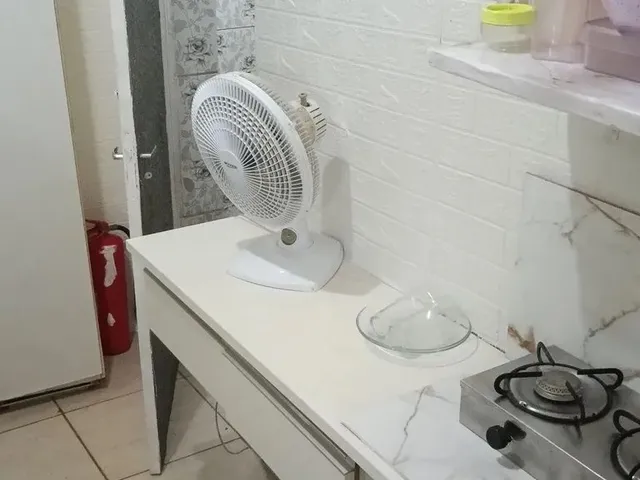 Imagem 3: Kitnet Pequeno Mobiliado 750 Água Luz e Internet Já Incluídos Nesse Valor