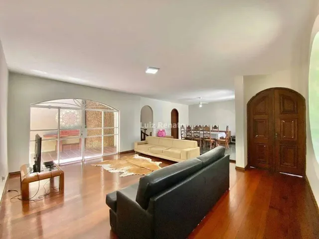 Imagem: Casa À Venda no Sion 4 Quartos
