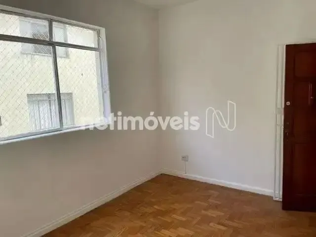 Imagem 9: Apartamento de 2 Quartos no Carmo